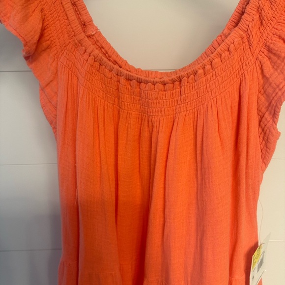 Women’s super cute coral linen dress! - Picture 2 of 3